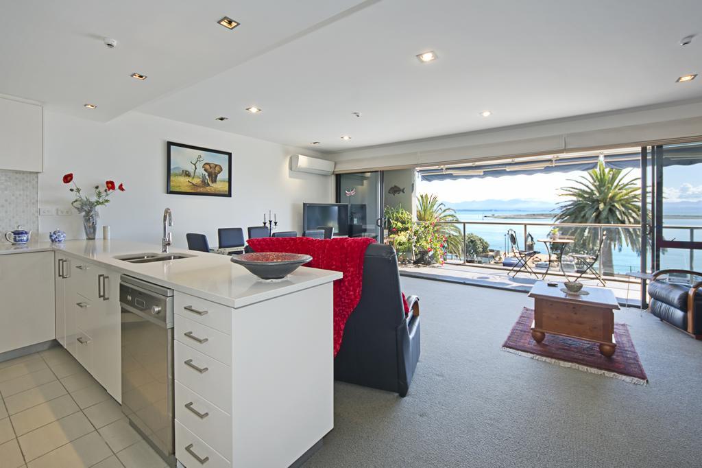 Waterfront Escape Apartamento Nelson Exterior foto